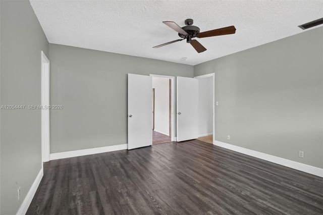 5620 SW 8th Street, Plantation, FL 33317