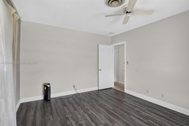 5620 SW 8th Street, Plantation, FL 33317