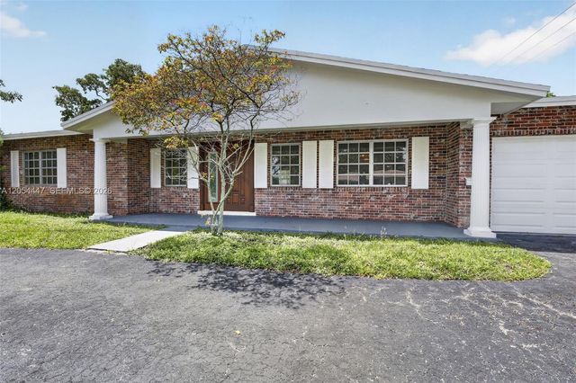5620 SW 8th Street, Plantation, FL 33317
