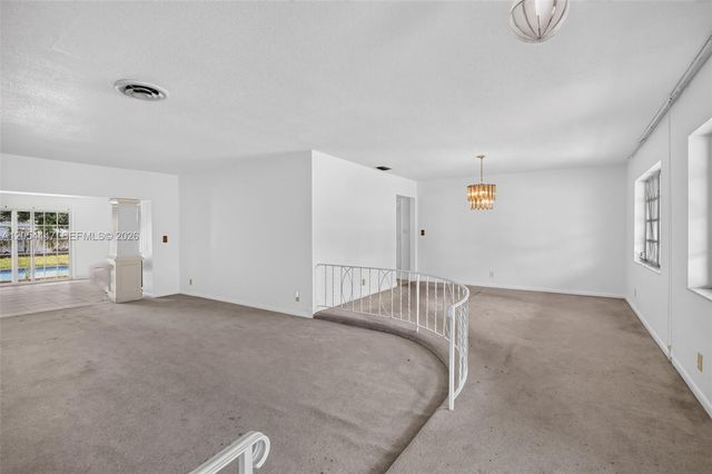 5620 SW 8th Street, Plantation, FL 33317