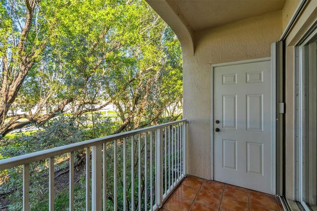 5670 NW 116th Avenue 219, Doral, FL 33178
