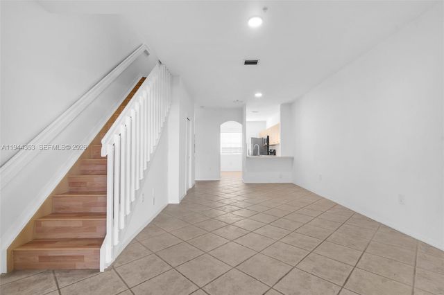 5670 NW 116th Avenue 219, Doral, FL 33178