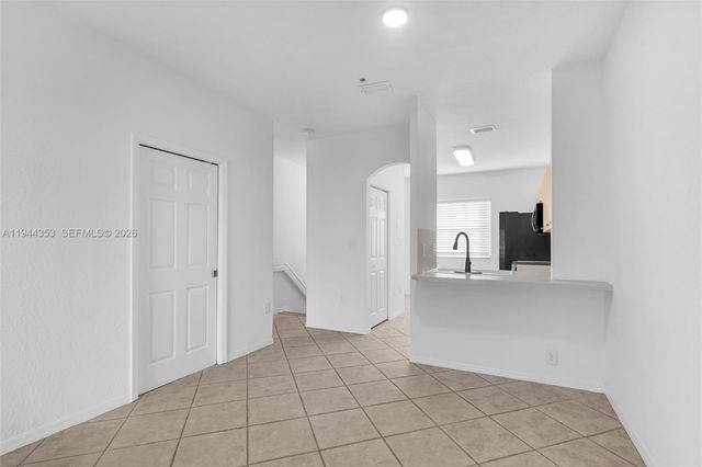 5670 NW 116th Avenue 219, Doral, FL 33178