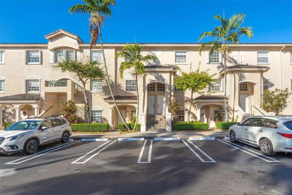 5670 NW 116th Avenue 219, Doral, FL 33178