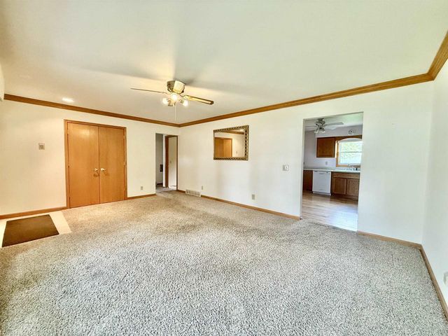 4509 Bunker Hill Lane, Madison, WI 53704
