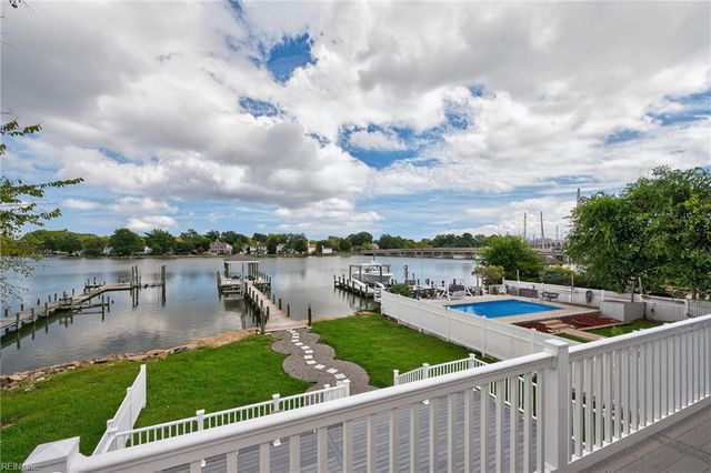 542 River ST, Hampton, VA 23669