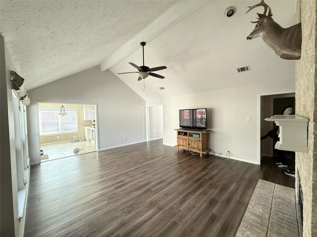 1815 Ash Forest Drive, Katy, TX 77450