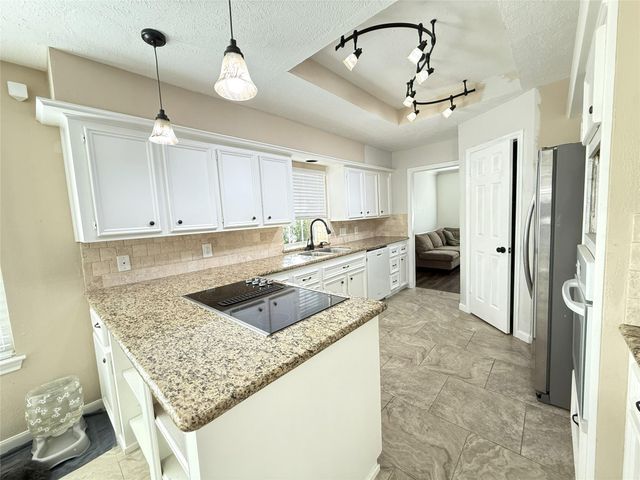 1815 Ash Forest Drive, Katy, TX 77450