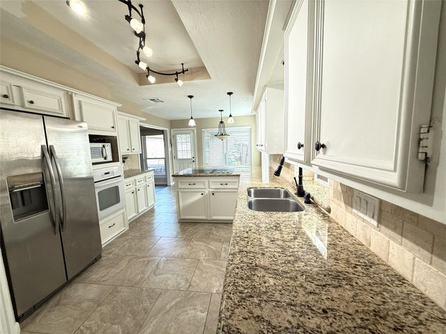 1815 Ash Forest Drive, Katy, TX 77450