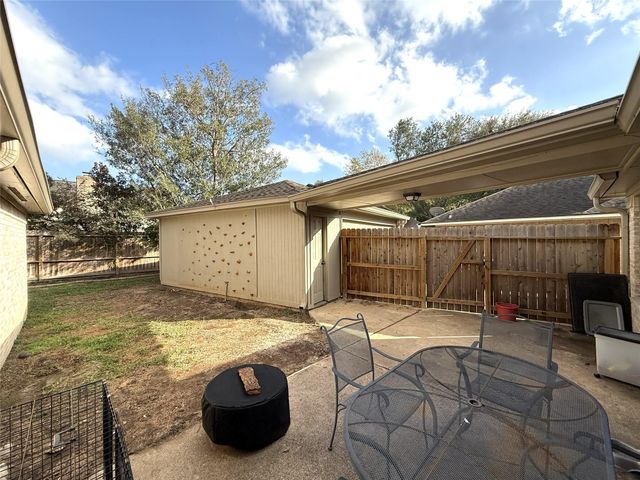 1815 Ash Forest Drive, Katy, TX 77450