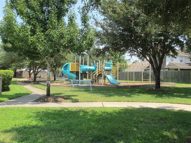 1815 Ash Forest Drive, Katy, TX 77450