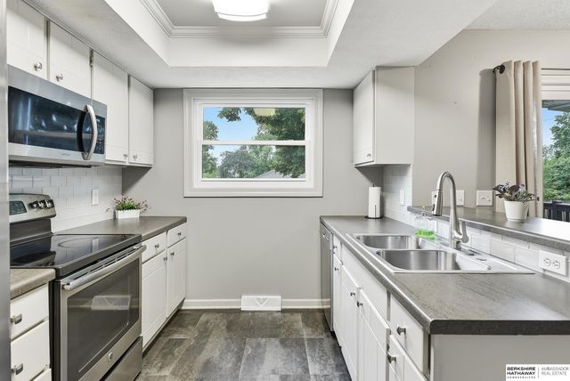 14073 Monroe Circle, Omaha, NE 68137