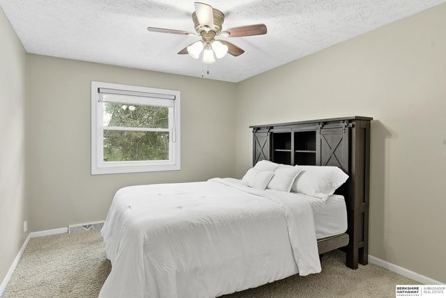 14073 Monroe Circle, Omaha, NE 68137
