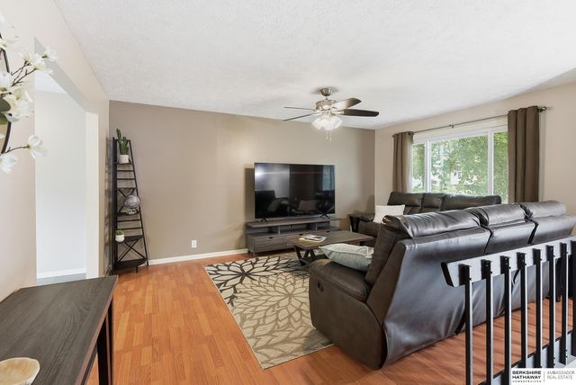14073 Monroe Circle, Omaha, NE 68137