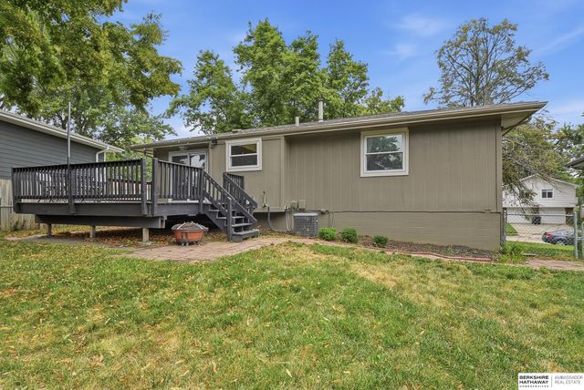 14073 Monroe Circle, Omaha, NE 68137