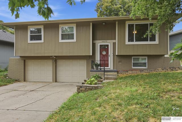 14073 Monroe Circle, Omaha, NE 68137