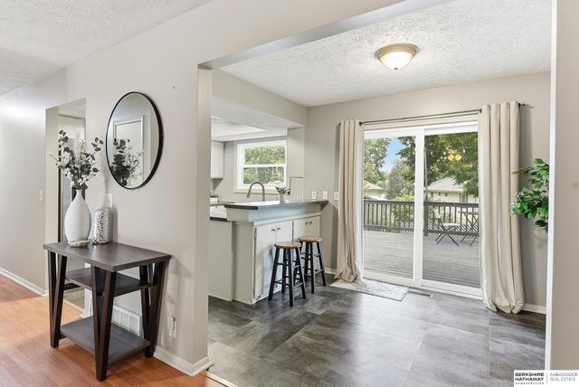 14073 Monroe Circle, Omaha, NE 68137