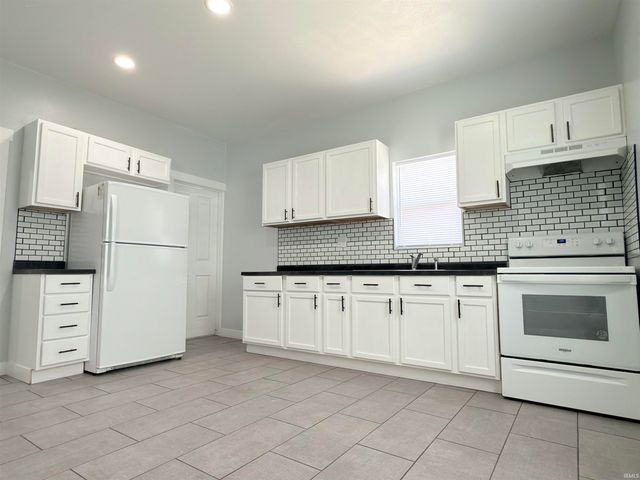 1518 Dale Avenue, South Bend, IN 46613