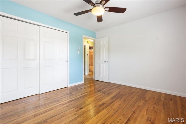 8 Canterbury Court, St Charles, MO 63301