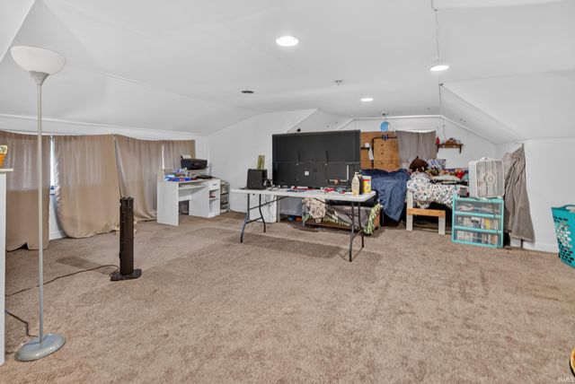1041 E Blackford Avenue, Evansville, IN 47714