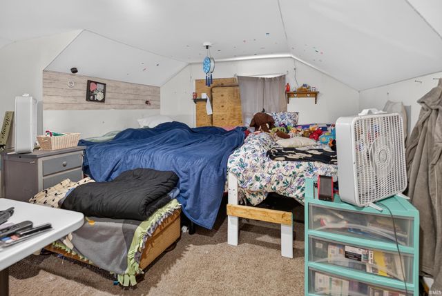 1041 E Blackford Avenue, Evansville, IN 47714