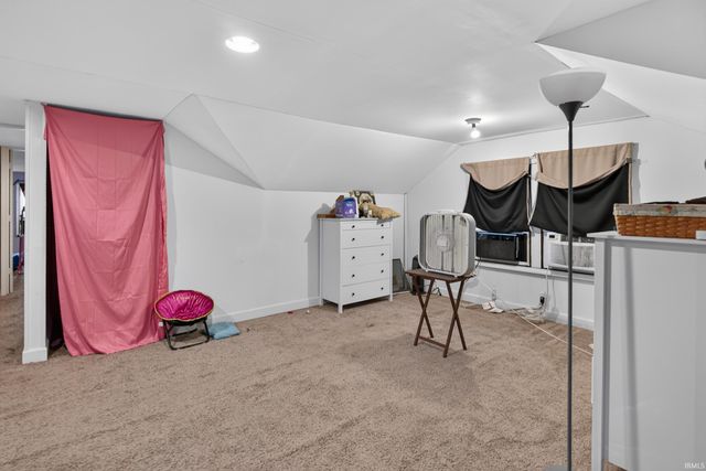 1041 E Blackford Avenue, Evansville, IN 47714