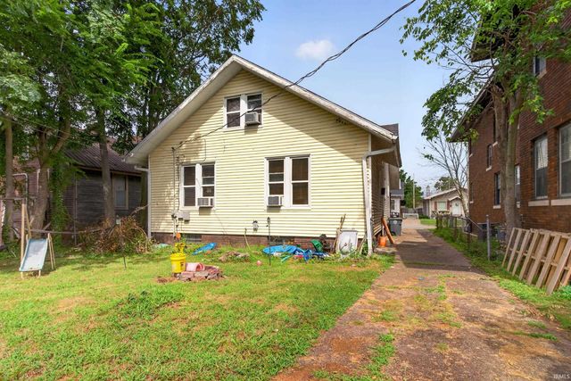 1041 E Blackford Avenue, Evansville, IN 47714