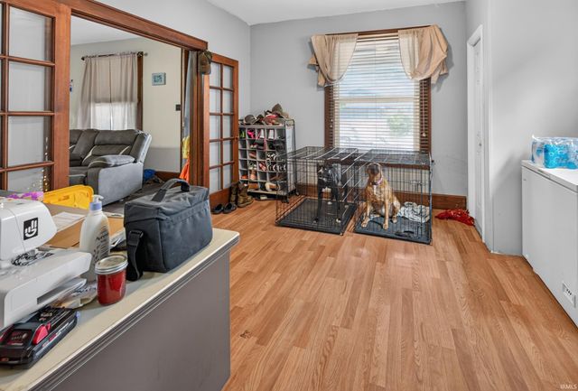 1041 E Blackford Avenue, Evansville, IN 47714