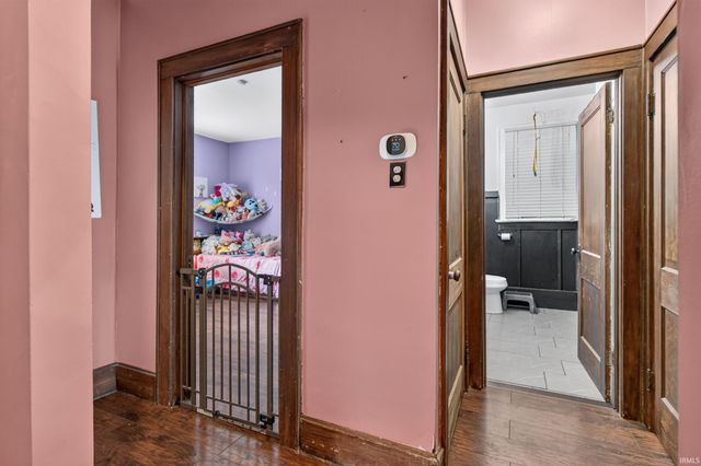 1041 E Blackford Avenue, Evansville, IN 47714