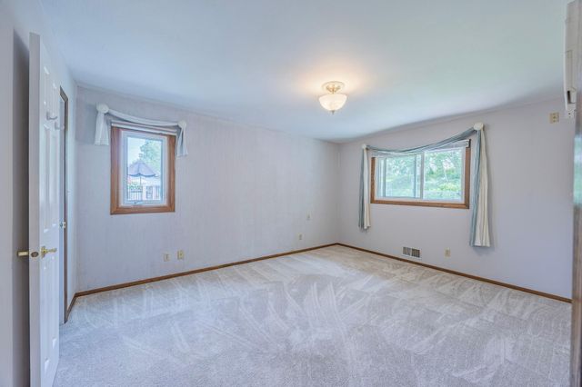 1630 Camelot Lane NE, Fridley, MN 55432