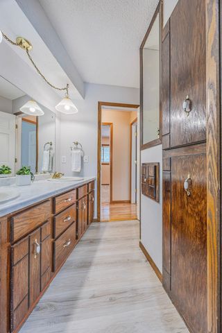 1630 Camelot Lane NE, Fridley, MN 55432