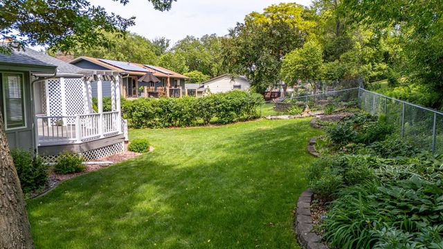 1630 Camelot Lane NE, Fridley, MN 55432