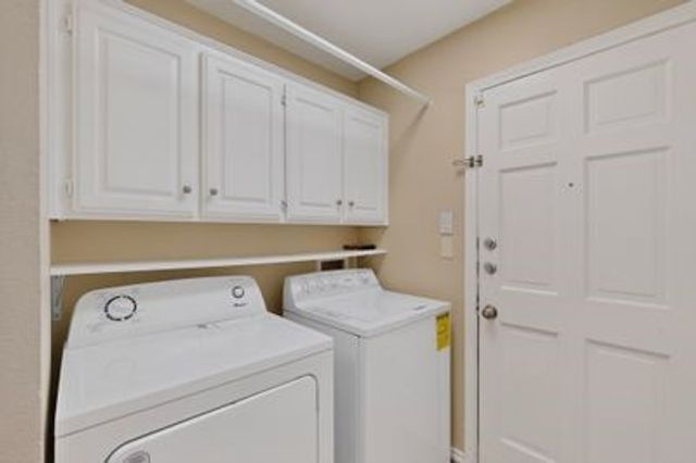 1157 Meadow Park Lane, Grand Prairie, TX 75052