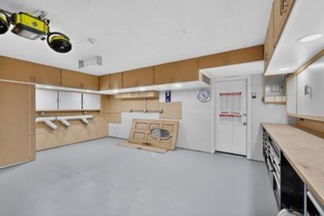 1157 Meadow Park Lane, Grand Prairie, TX 75052