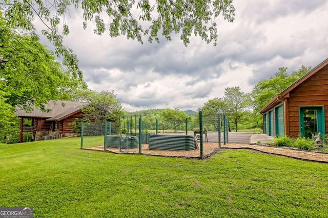 6487 W Old Hwy 64 W, Warne, NC 28909