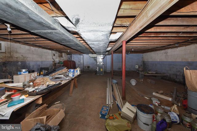 1 SUNNYSIDE LN, Yardley, PA 19067