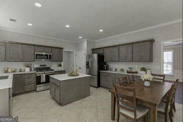 503 Glen Level Circle, Sugar Hill, GA 30518