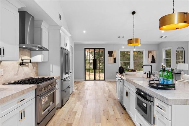 1217 Fairfield Drive, Marietta, GA 30068