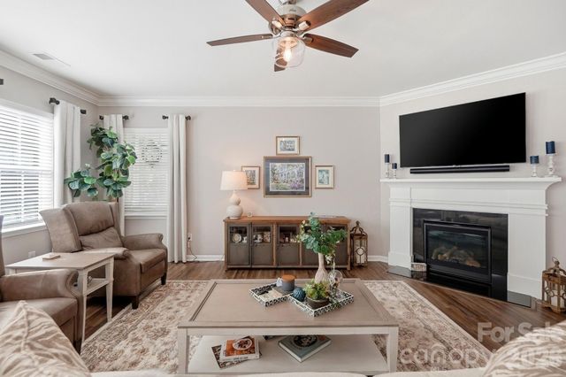 317 Picasso Trail, Mount Holly, NC 28120