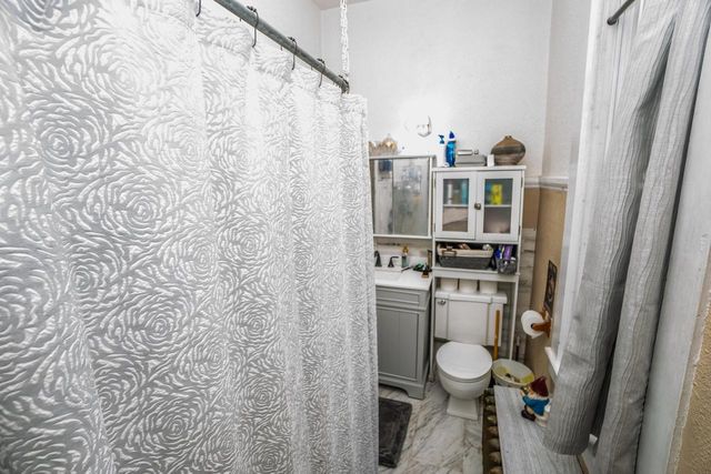 308 Kettle Moraine DRIVE S, Slinger, WI 53086