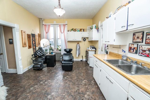 308 Kettle Moraine DRIVE S, Slinger, WI 53086