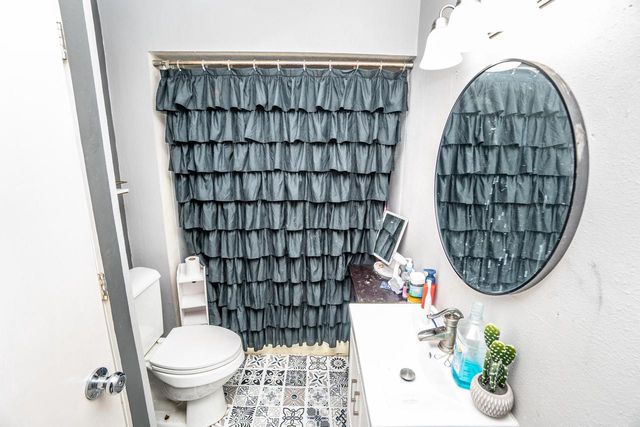 308 Kettle Moraine DRIVE S, Slinger, WI 53086