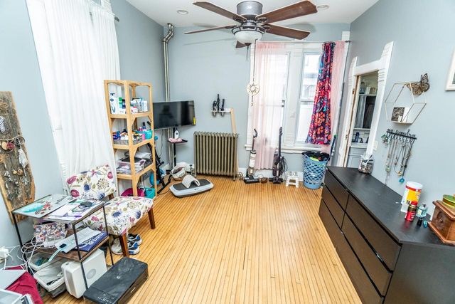 308 Kettle Moraine DRIVE S, Slinger, WI 53086