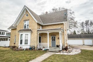 308 Kettle Moraine DRIVE S, Slinger, WI 53086