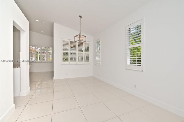889 Sand Creek Circle, Weston, FL 33327