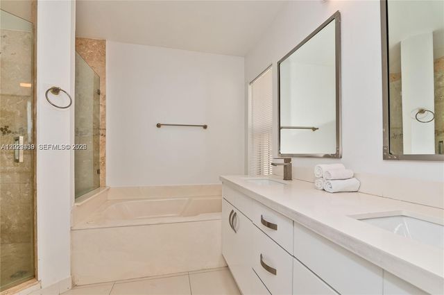 889 Sand Creek Circle, Weston, FL 33327