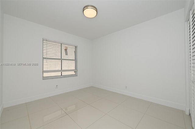 889 Sand Creek Circle, Weston, FL 33327