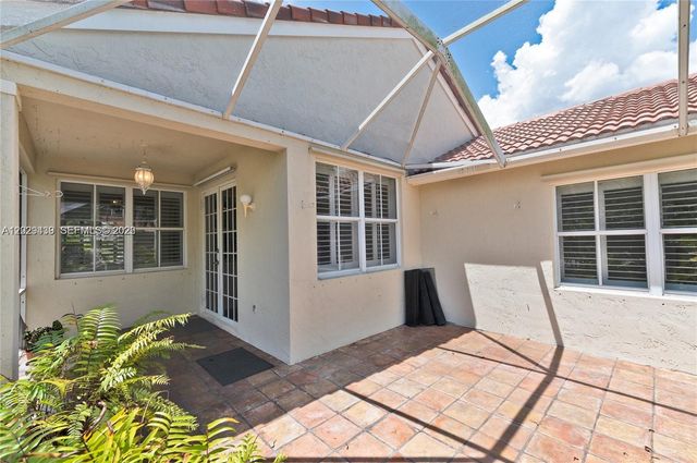 889 Sand Creek Circle, Weston, FL 33327