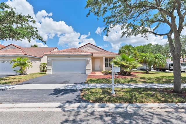 889 Sand Creek Circle, Weston, FL 33327