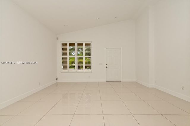 889 Sand Creek Circle, Weston, FL 33327
